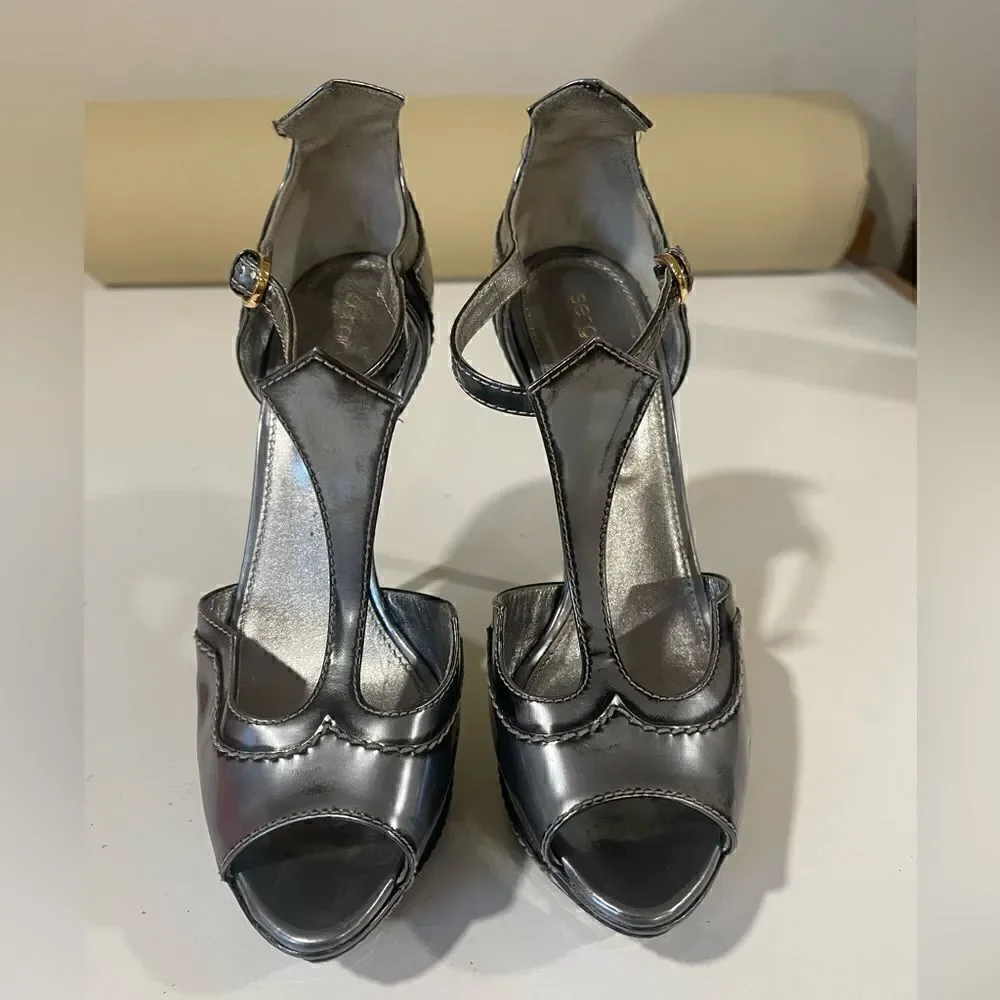 Sergio Rossi Silver/Gray Metallic Heels